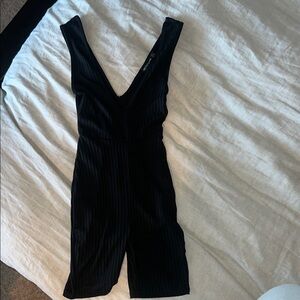 Black Sleeveless V-Neck Jumpsuit